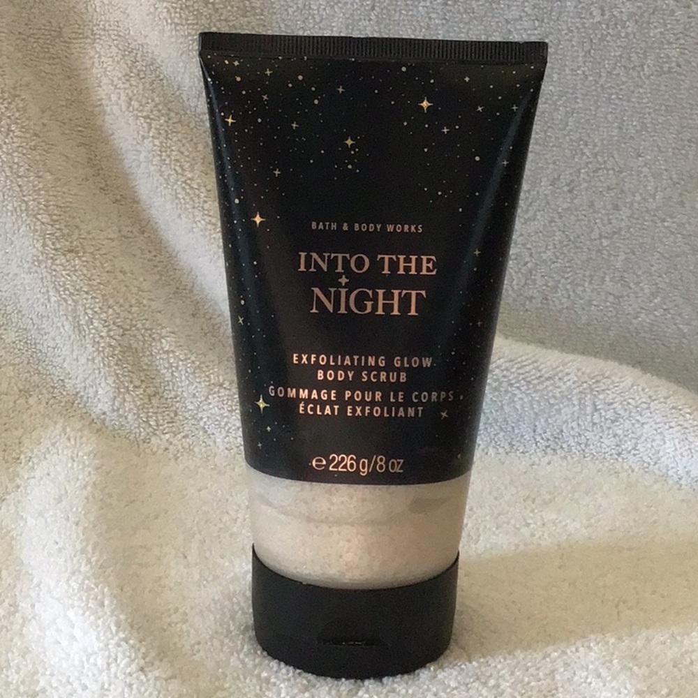 Bath & Body Works Into The Night Exfoliating Glow Body Scrub